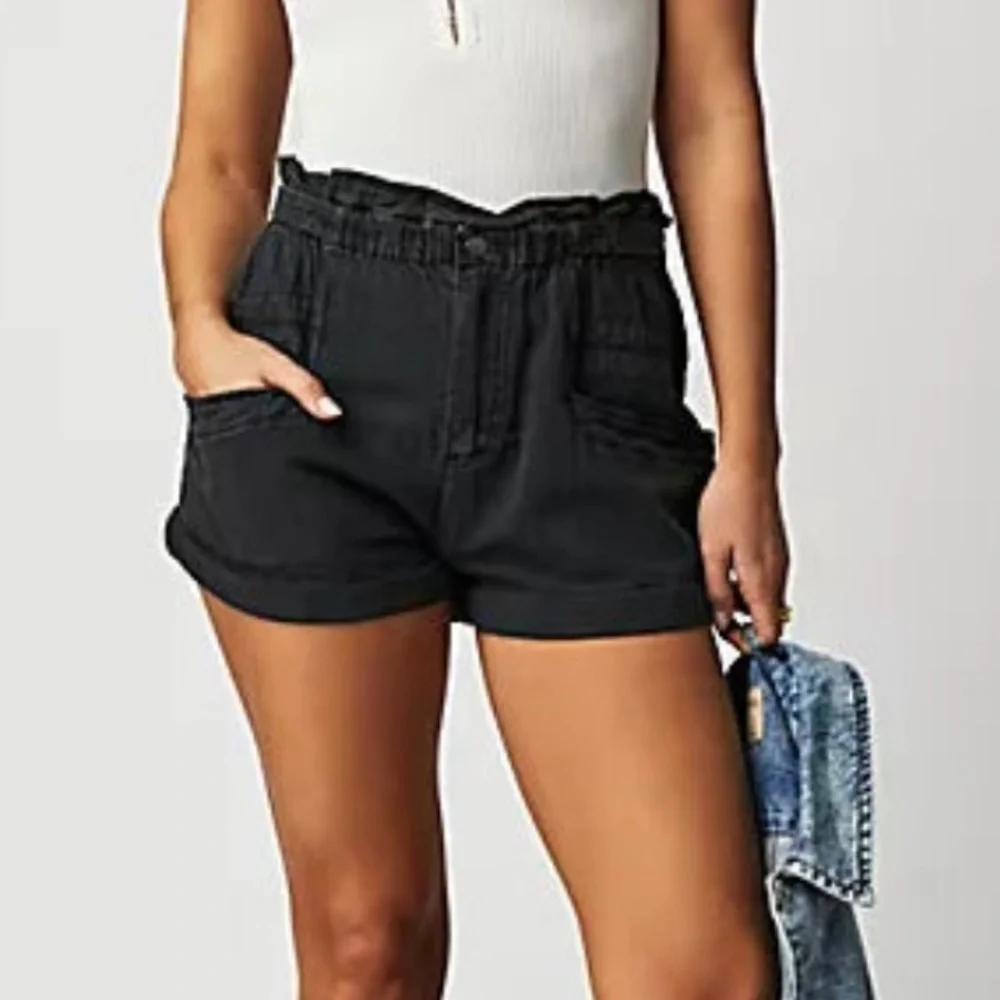 FREE PEOPLE BLACK LINEN-COTTON BLEND SHORTS NWT